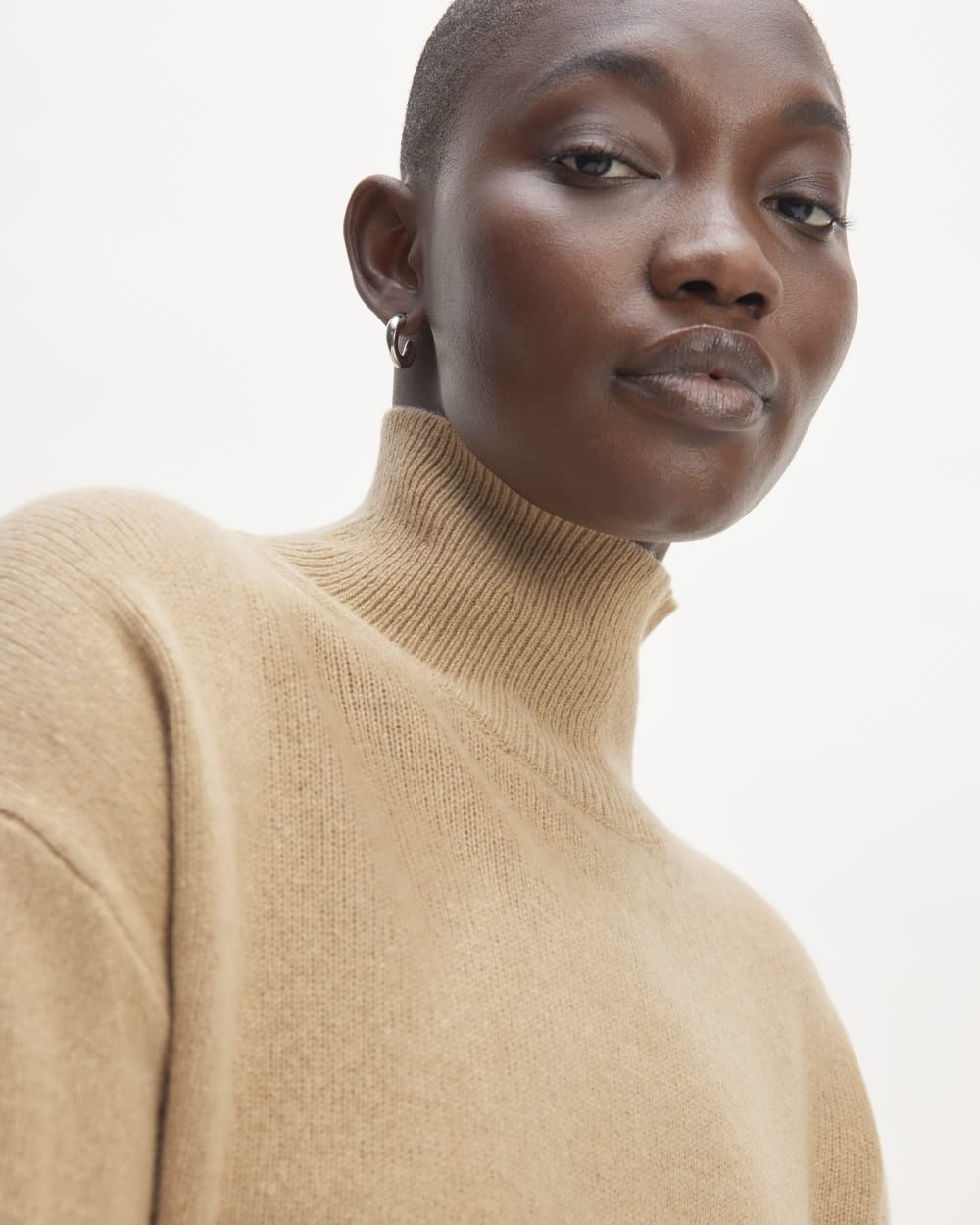 The Cashmere Oversized Turtleneck | Light Camel