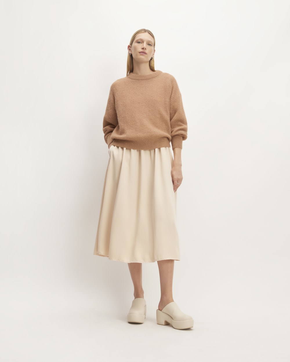 The Cocoon Crew in Alpaca | Warm Taupe