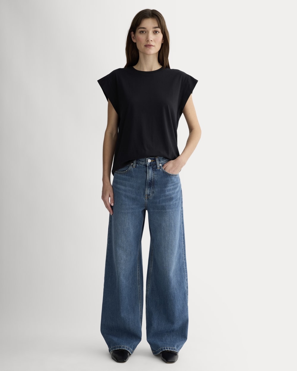 The Muscle Tee in Essential Cotton | Black
