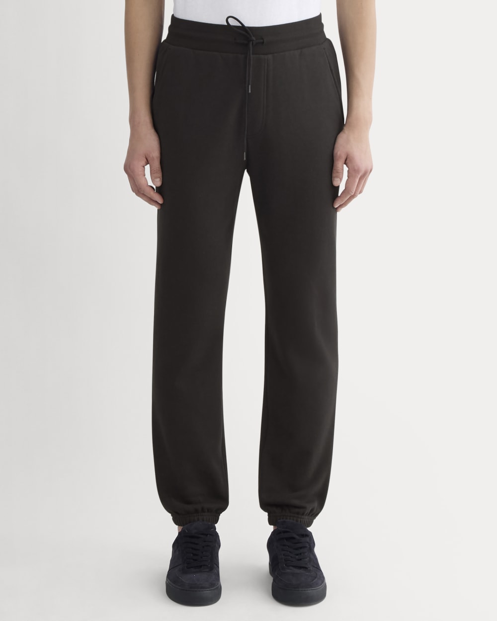 The Off-Duty Jogger | Black